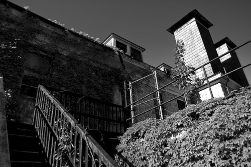 The entrance to the Rosewood Center